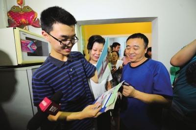 北京高招提前批次錄取啟動(dòng) 首封通知書(shū)已送達(dá)