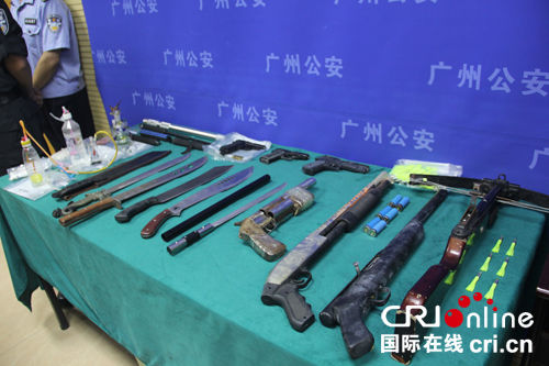廣州警方多地作戰(zhàn)摧毀南沙一特大涉黑團(tuán)伙