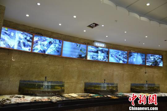 蓮都區某餐飲店的“陽光廚房”。　蓮都宣傳部提供 攝