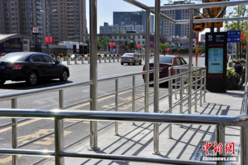 YψDڱֵ؅^εOվ<a target='_blank'  _fcksavedurl='http://www.chinanews.com/'></table><p  align=
